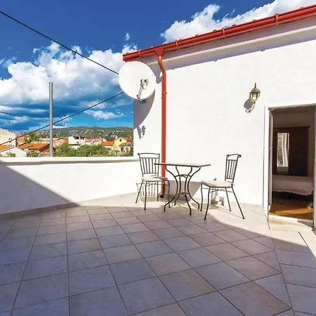 Awesome In With Kitchen Holiday home Novi Vinodolski